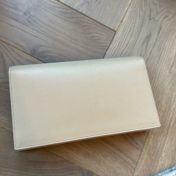 Saint Laurent Kate Clutch - Picture 2 of 9